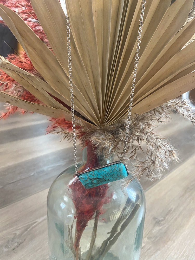 
            
                Load image into Gallery viewer, Turquoise Bar Necklace
            
        